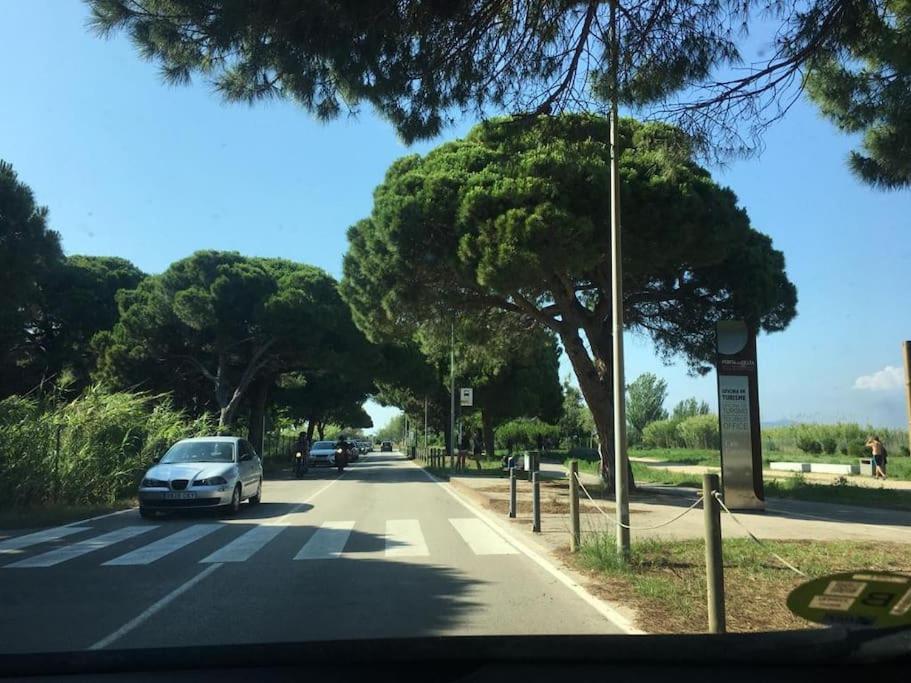 Gran Apartamento Cerca Del Aeropuerto Apartamento El Prat de Llobregat Exterior foto