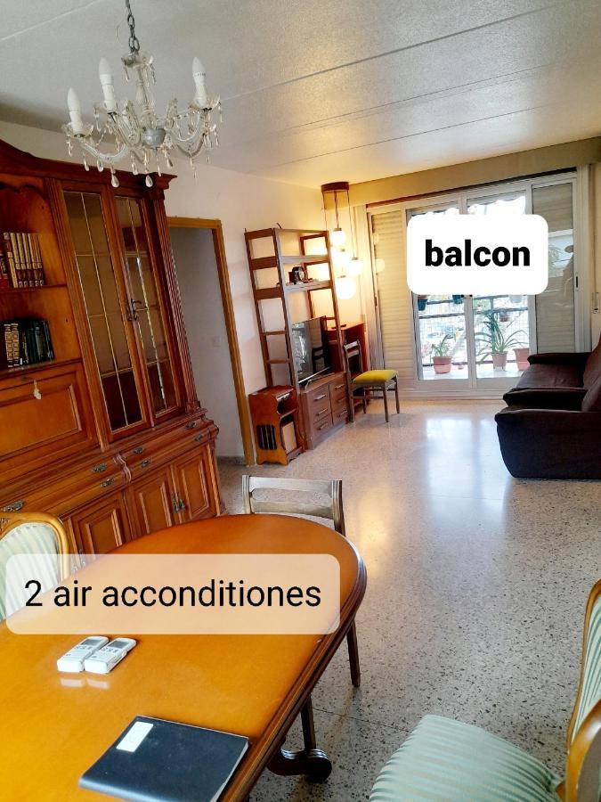 Gran Apartamento Cerca Del Aeropuerto Apartamento El Prat de Llobregat Exterior foto